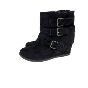 Unisa Wedge Suede Boots with Buckle Detail